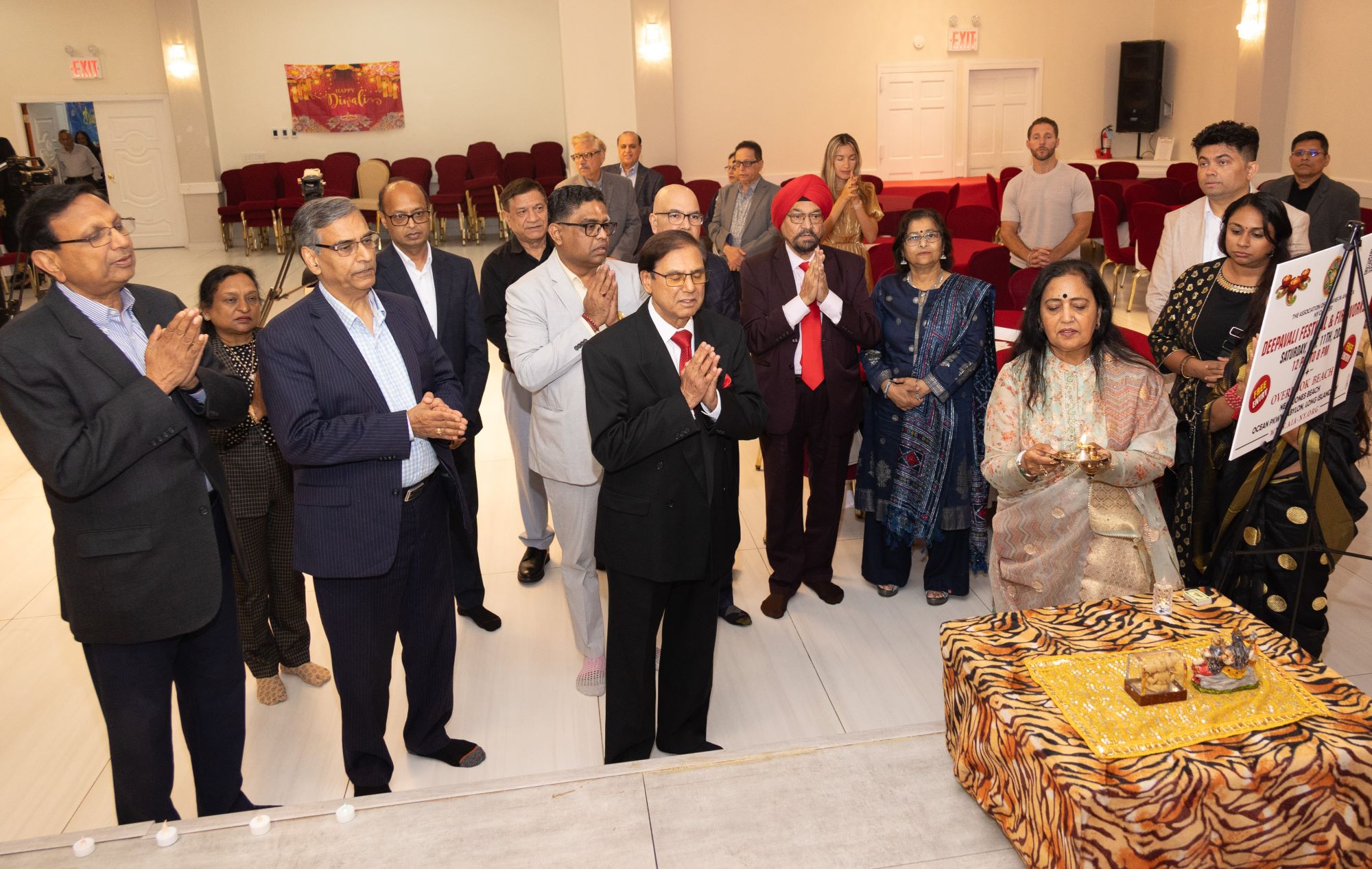 The briefing about the Deepavali Festival 2025 for the press and community began with Ganesh Vandana.